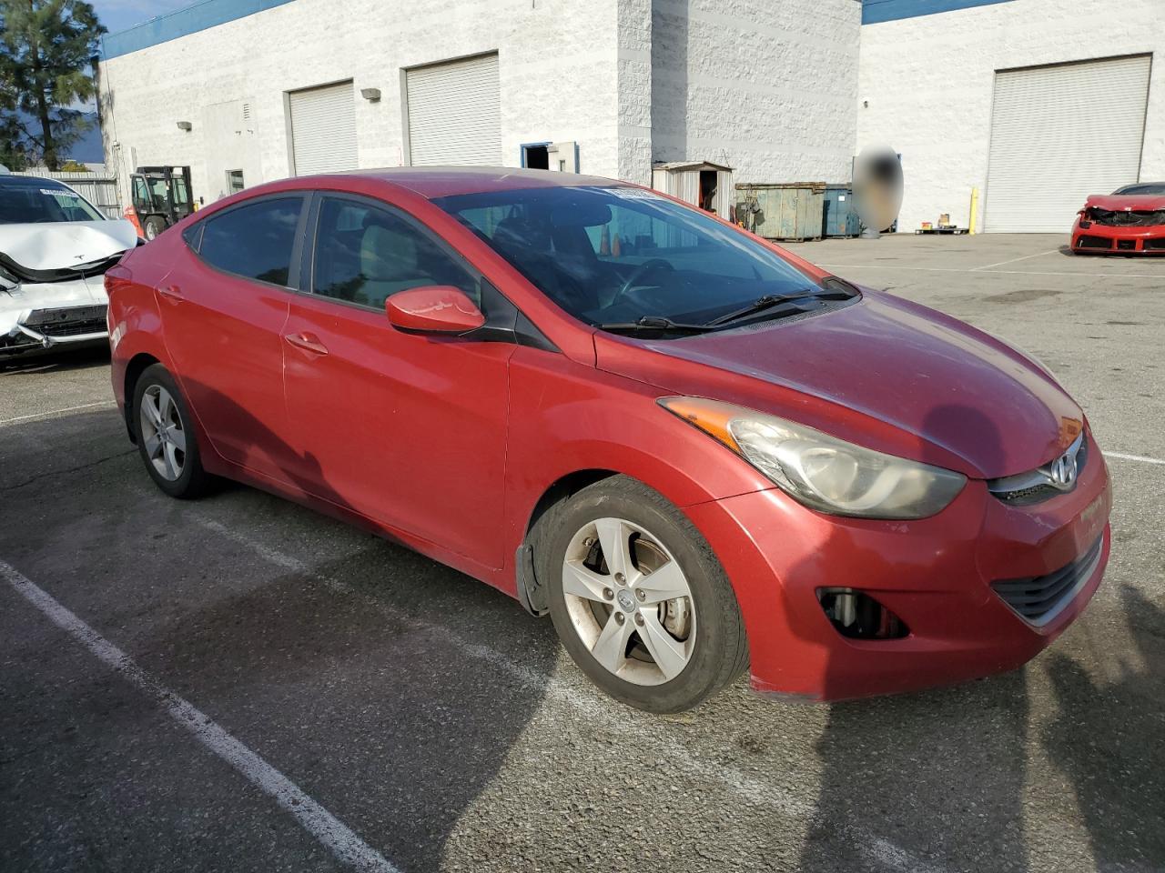 2013 Hyundai Elantra - Image 4