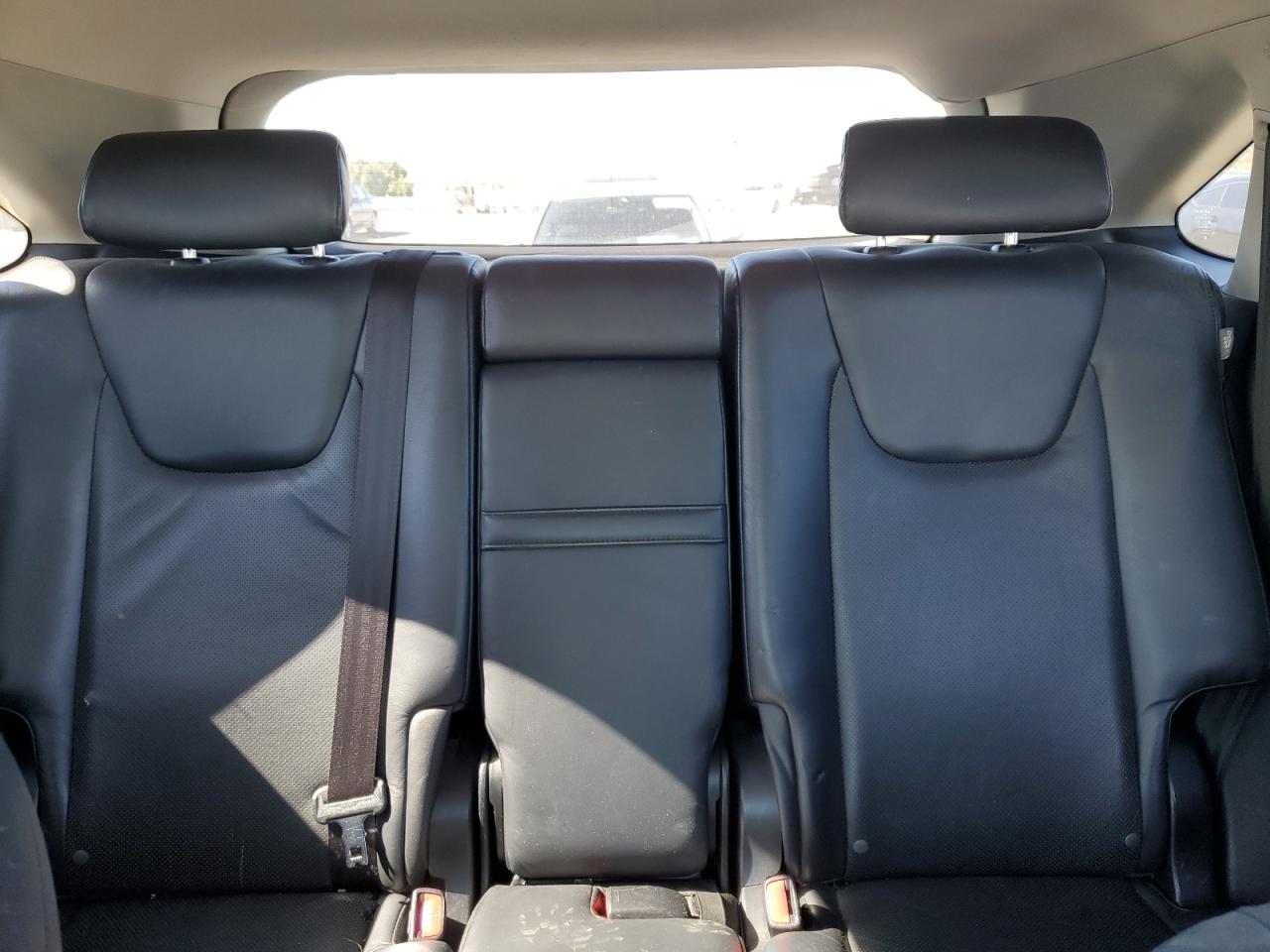 2010 Lexus RX - Image 10