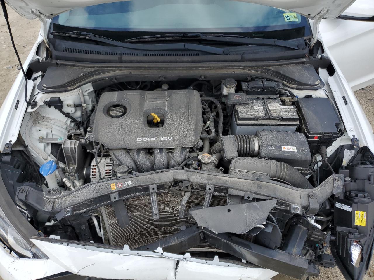 2018 Hyundai Elantra - Image 11