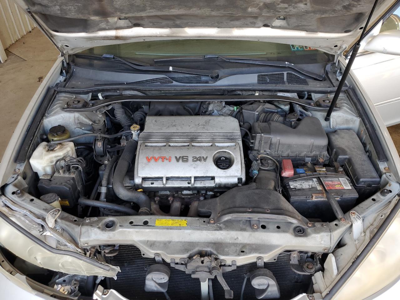 2006 Toyota Camry - Image 11
