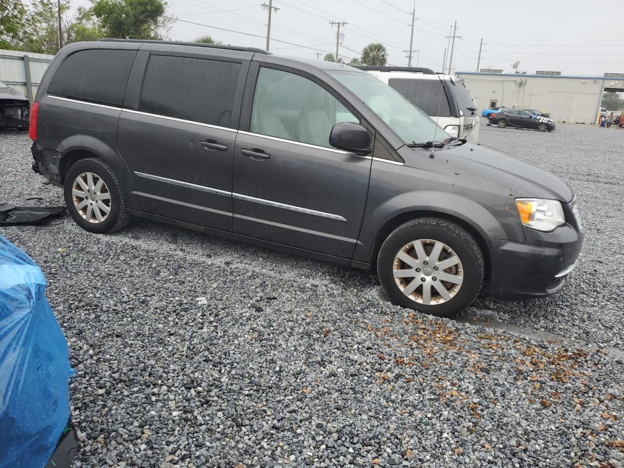 2016 Chrysler Town & Country - Image 4