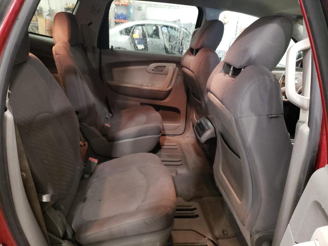 2012 Chevrolet Traverse - Image 11