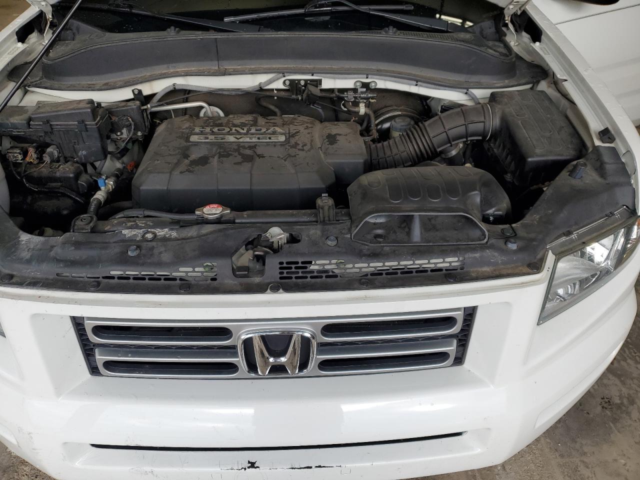 2006 Honda Ridgeline - Image 11