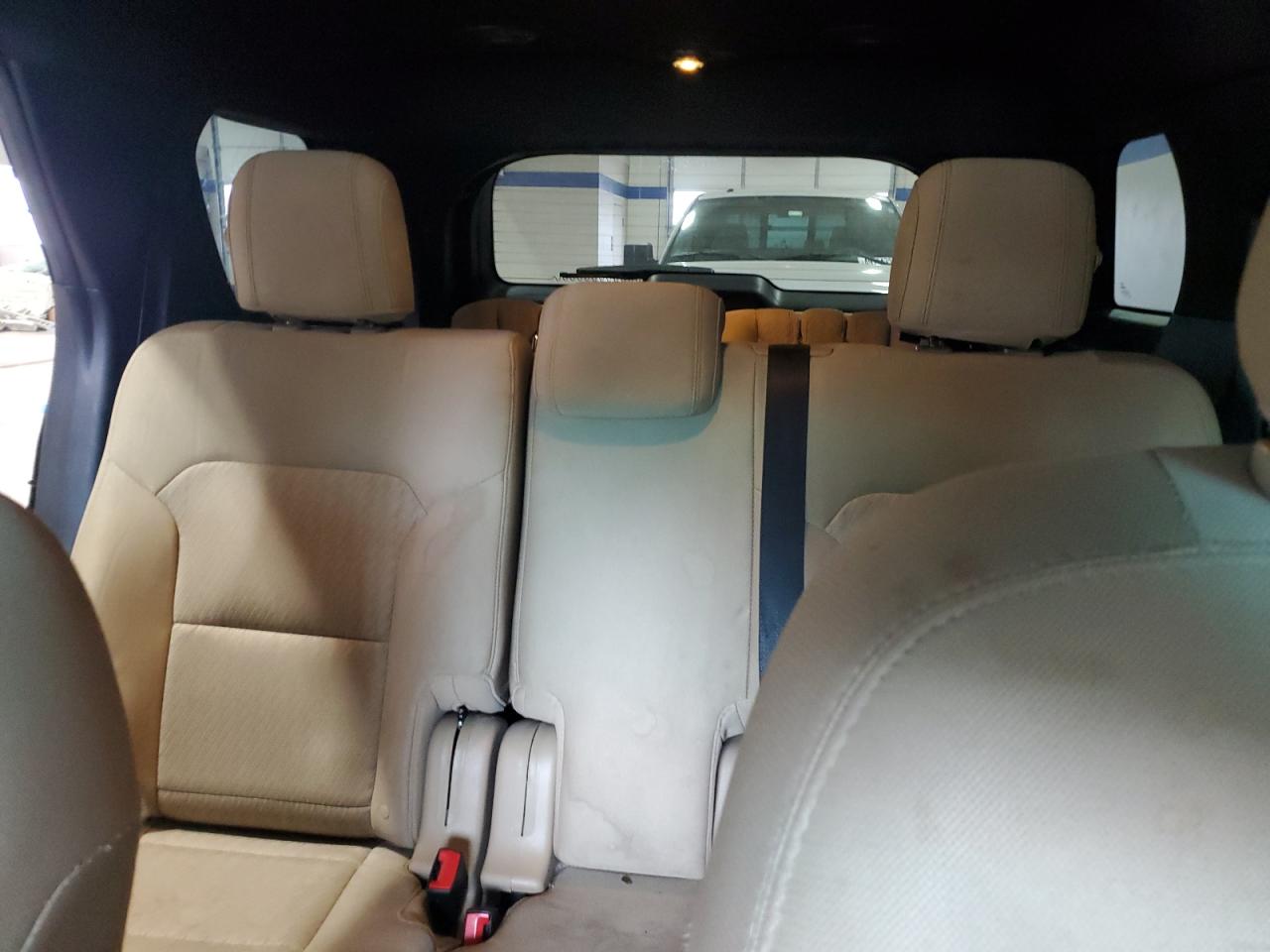2016 Ford Explorer - Image 10