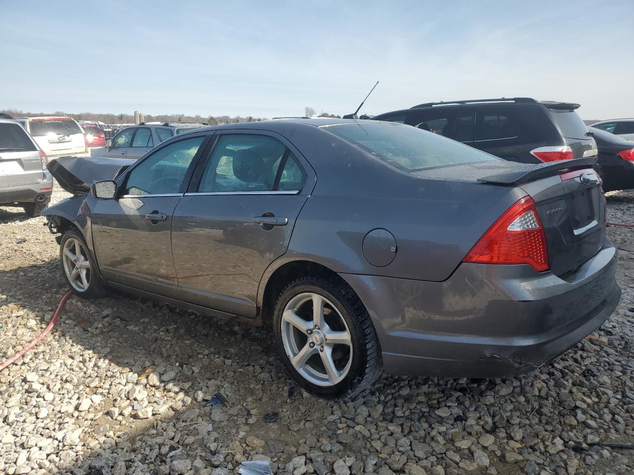 2010 Ford Fusion - Image 2