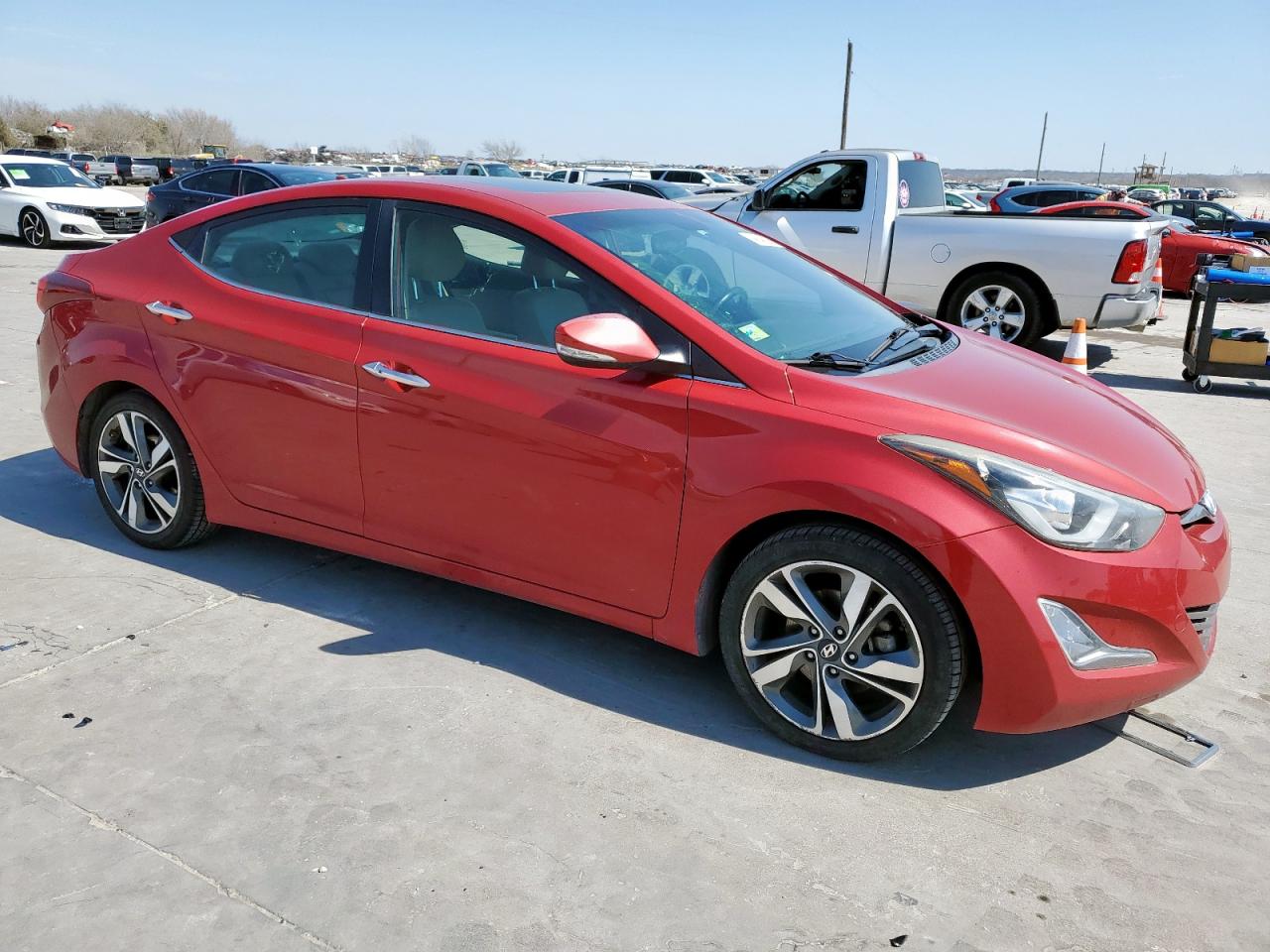 2016 Hyundai Elantra - Image 4