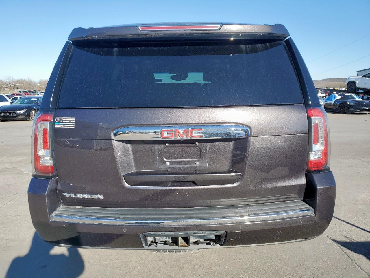 2015 GMC Yukon - Image 6