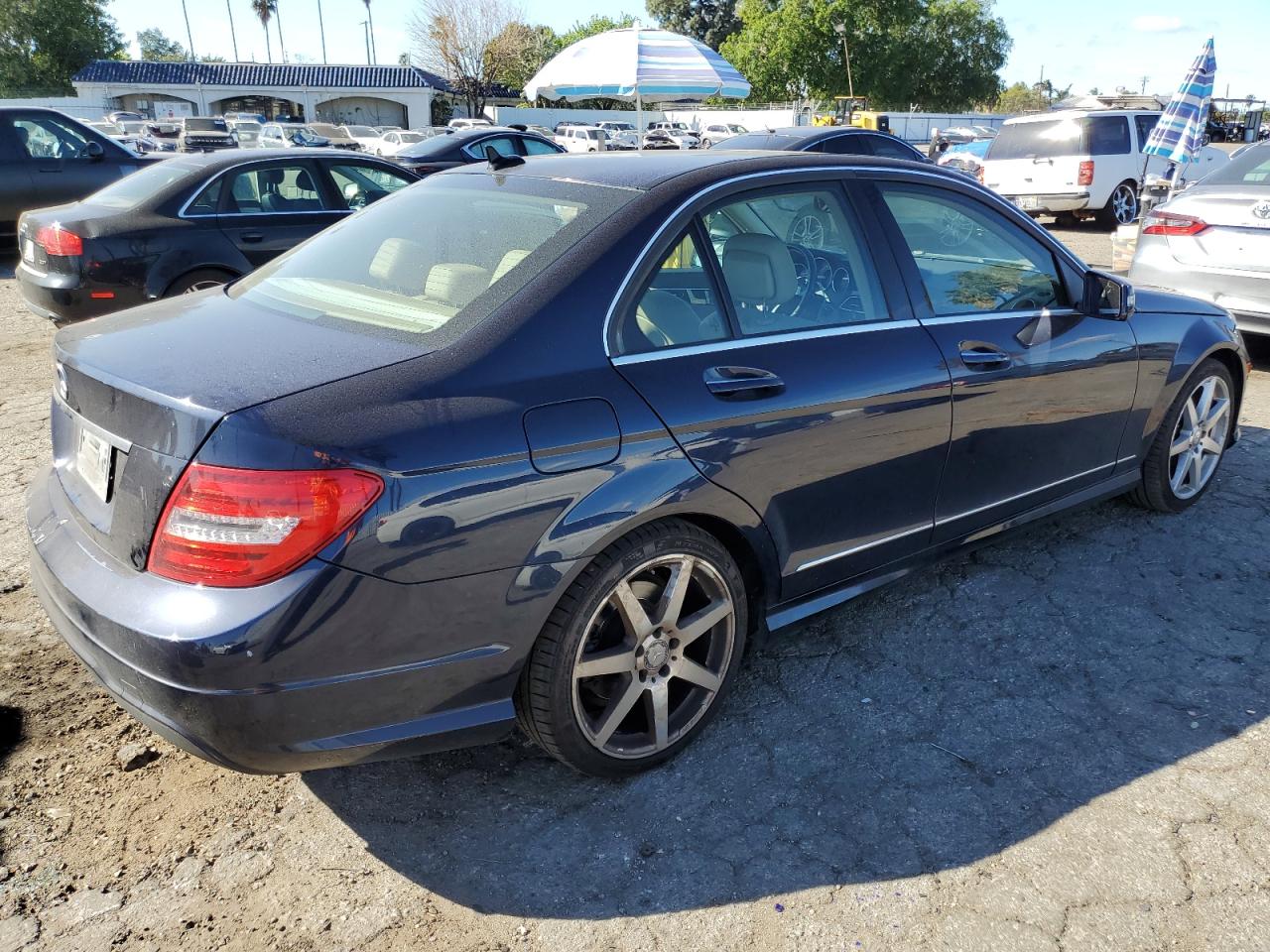 2014 Mercedes-Benz C-klasse - Image 3