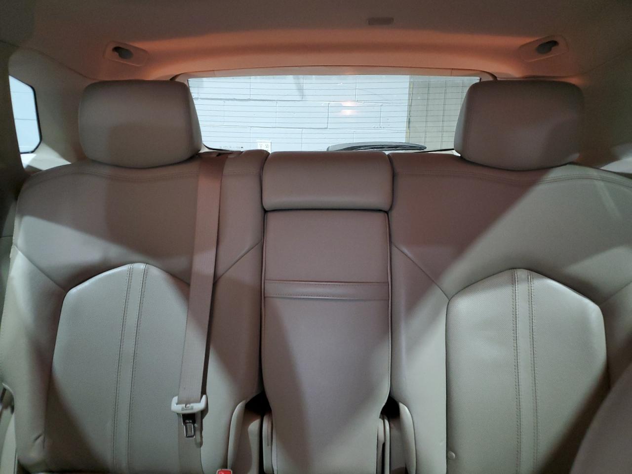 2015 Cadillac SRX - Image 10