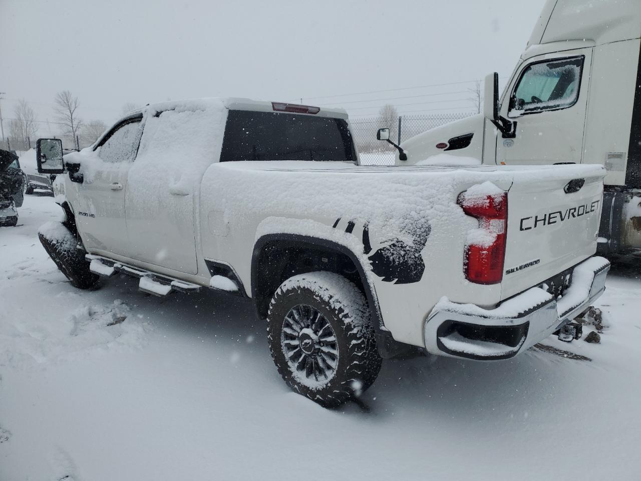 2021 Chevrolet Silverado - Image 2