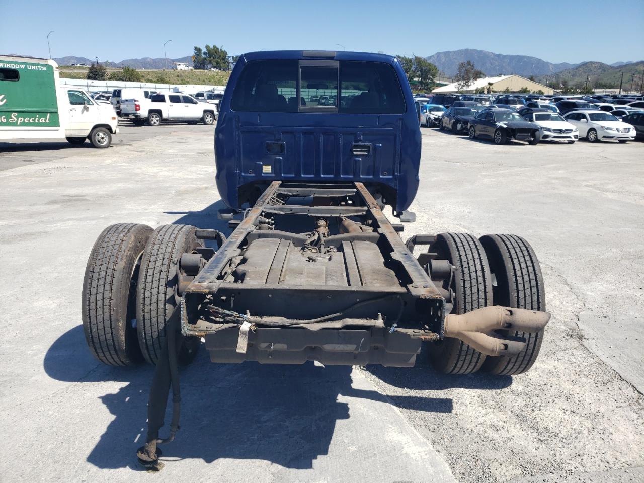 2008 Ford F550 - Image 6