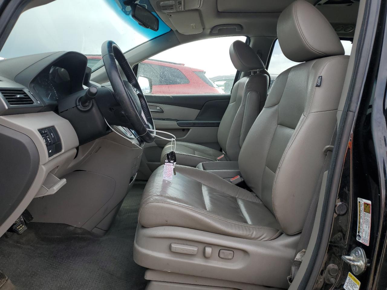 2011 Honda Odyssey - Image 7