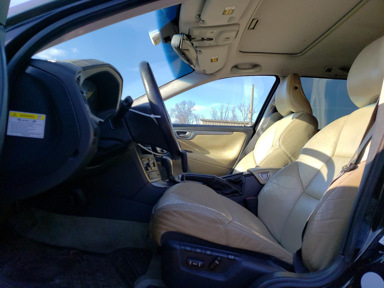 2005 Volvo V70 - Image 7