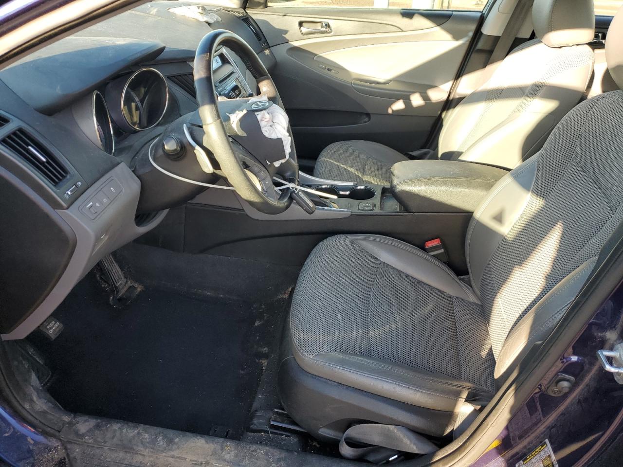 2013 Hyundai Sonata - Image 7