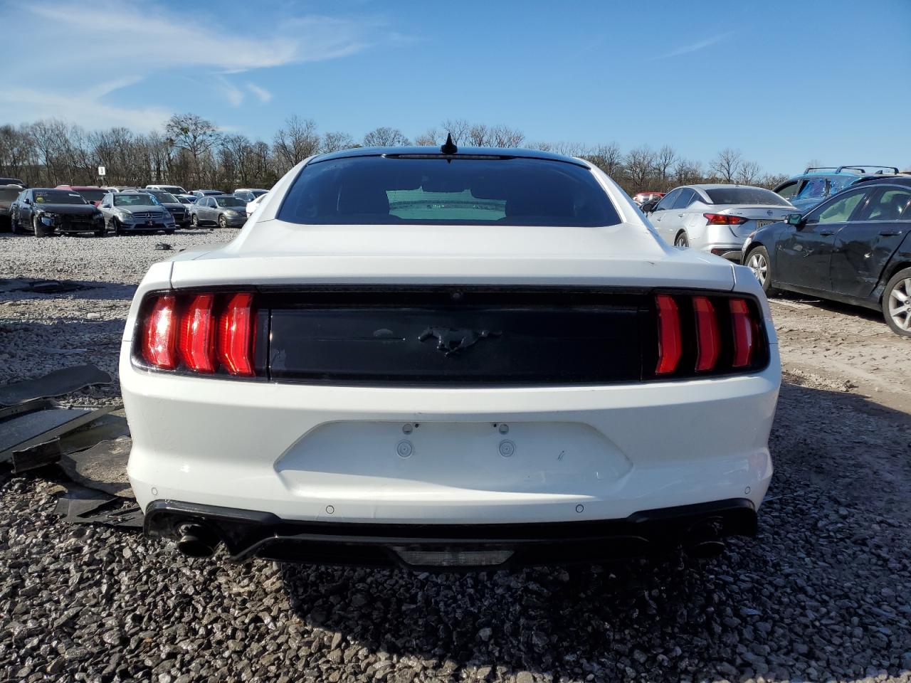 2022 Ford Mustang - Image 6