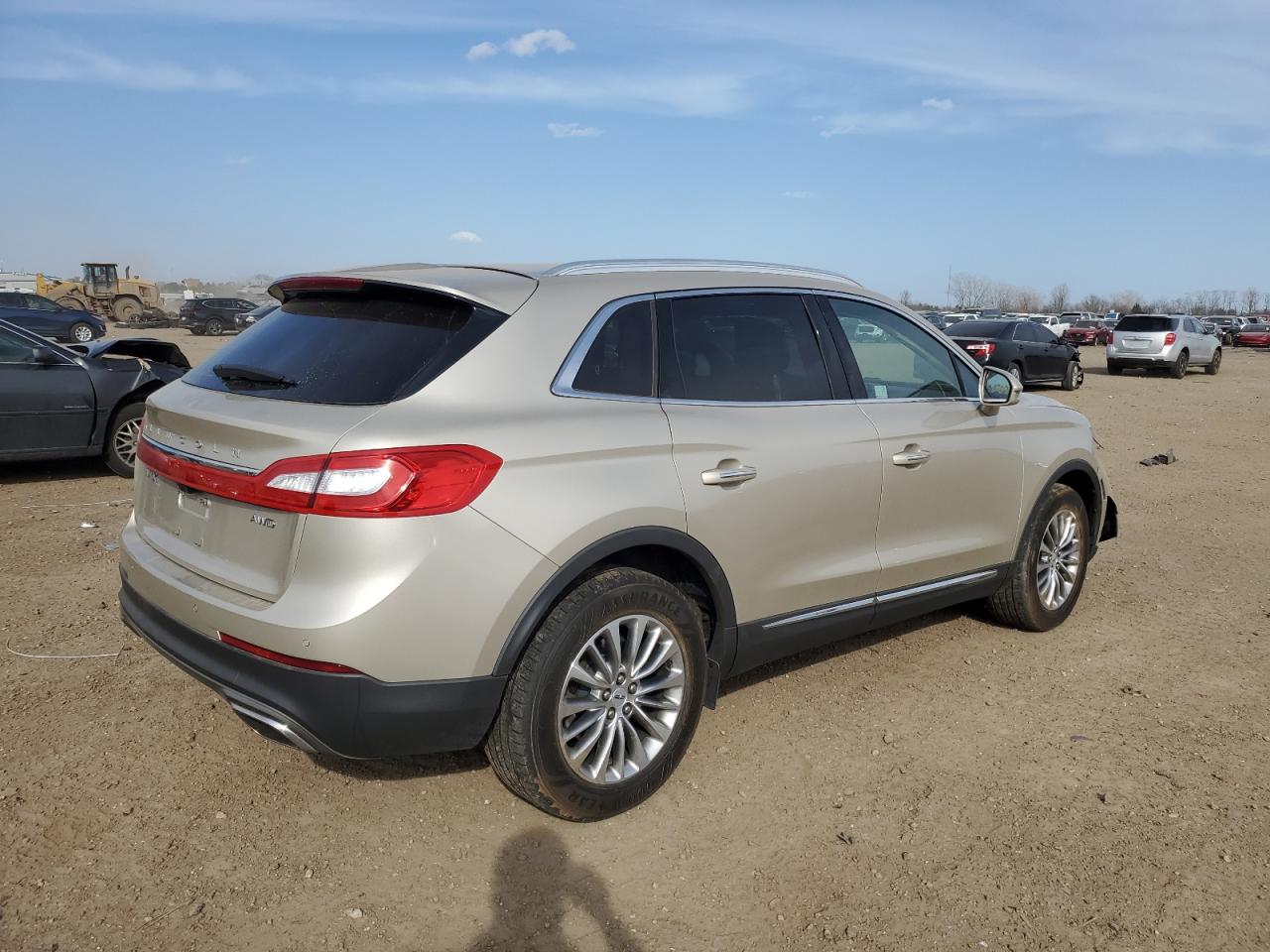 2017 Lincoln MKX - Image 3