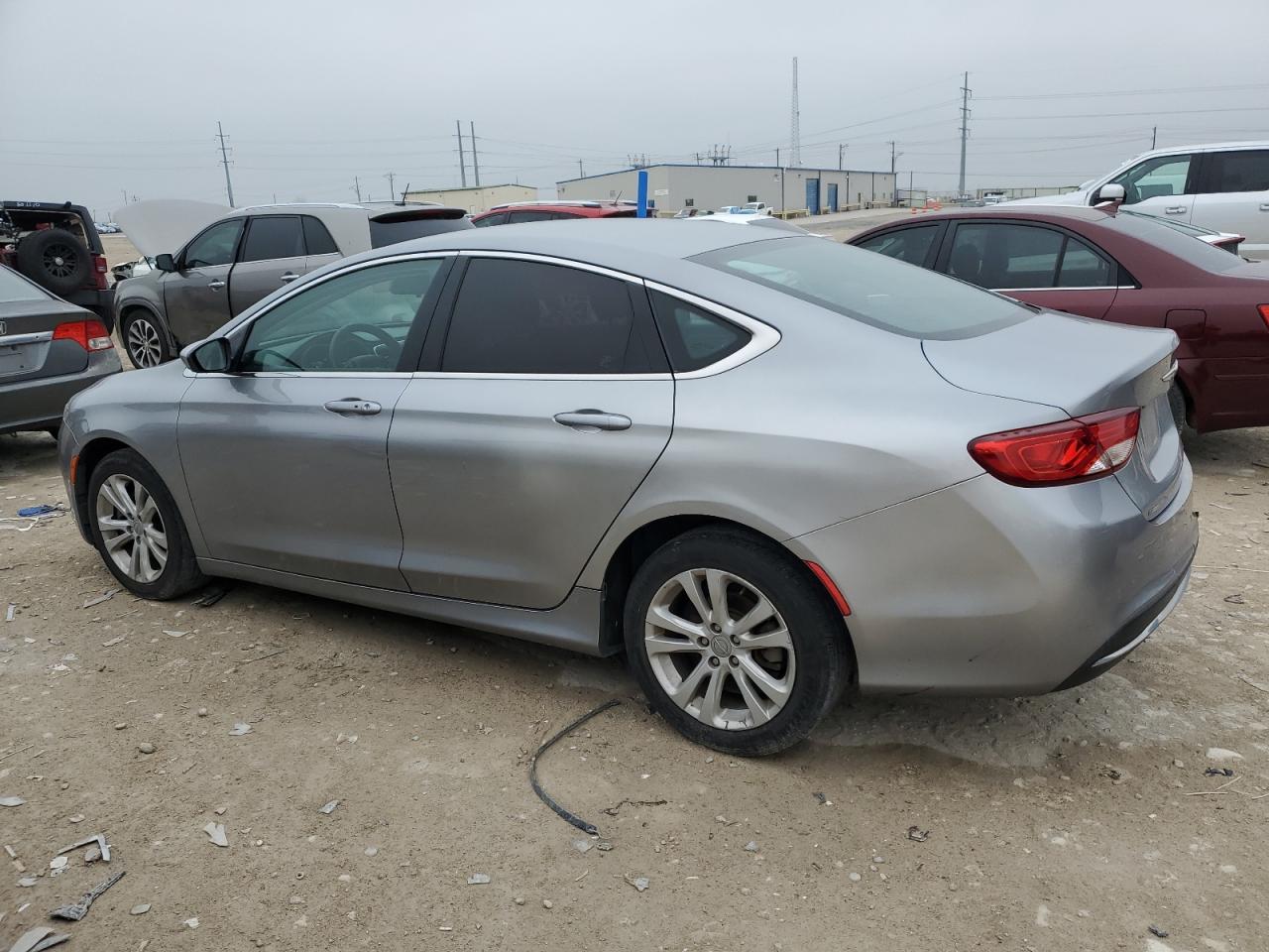 2015 Chrysler 200 - Image 2