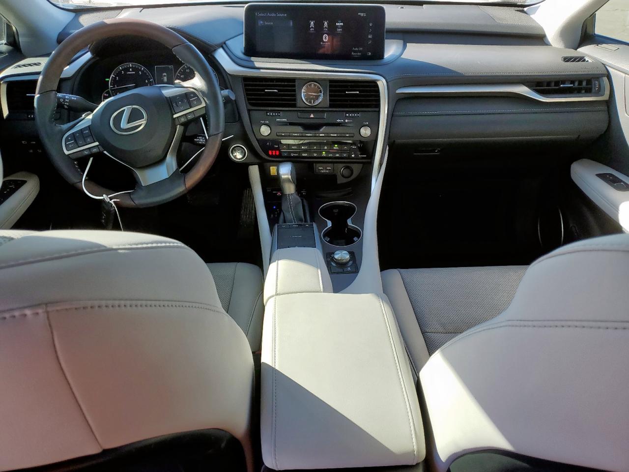 2021 Lexus RX - Image 8