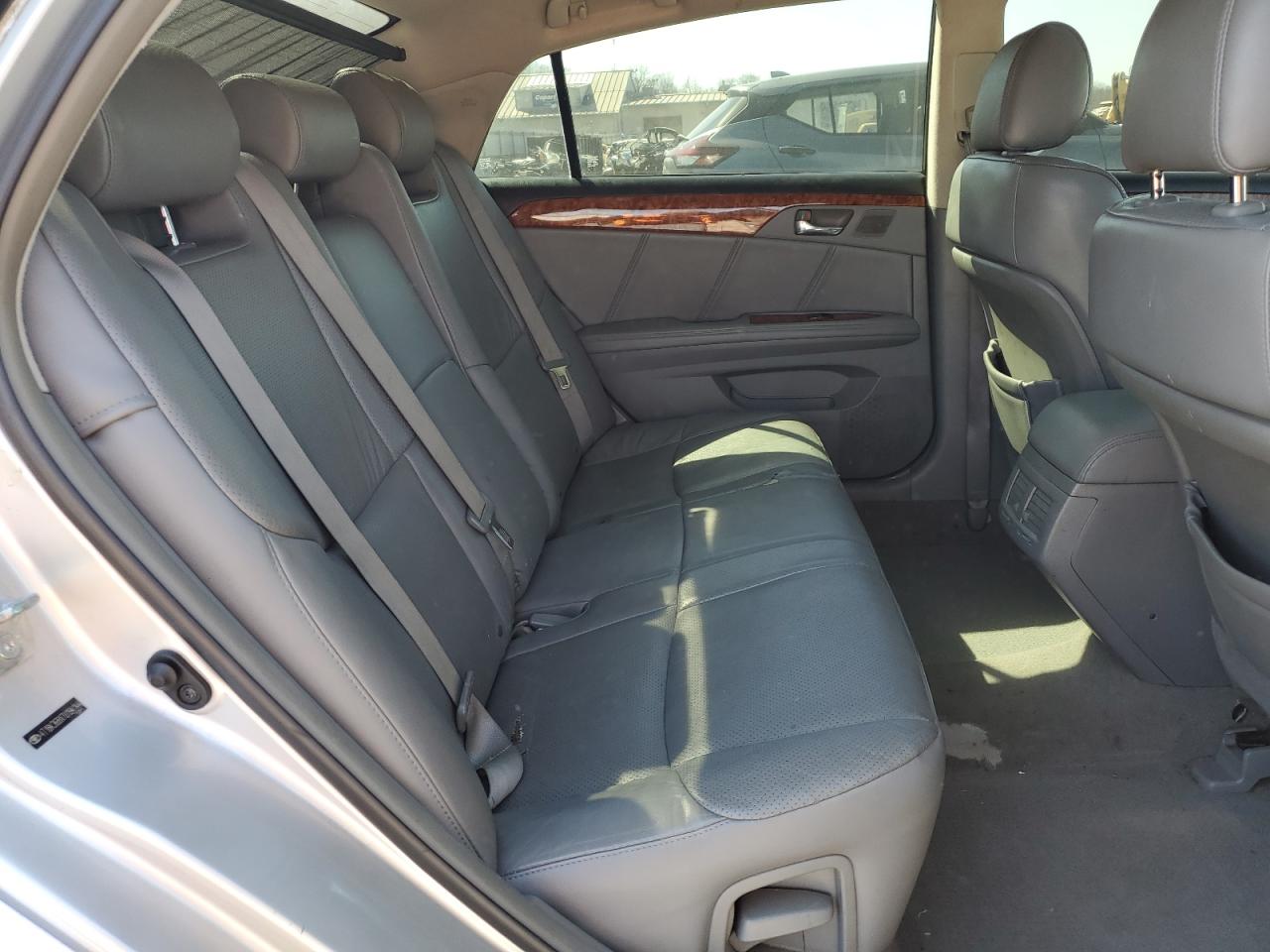 2007 Toyota Avalon - Image 11