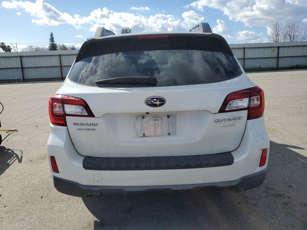 2016 Subaru Outback - Image 6
