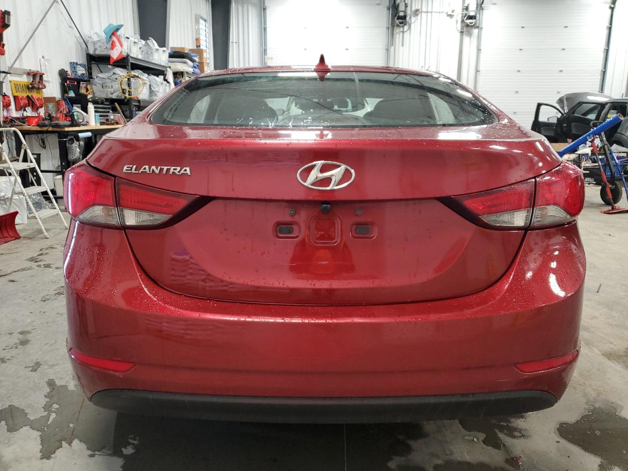 2016 Hyundai Elantra - Image 6