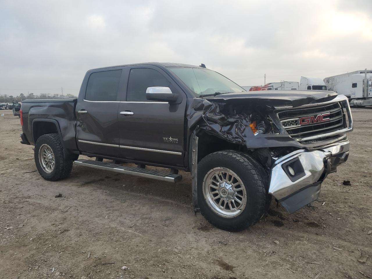 2014 GMC Sierra - Image 4