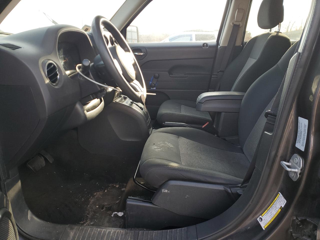 2016 Jeep Liberty (Patriot) - Image 7