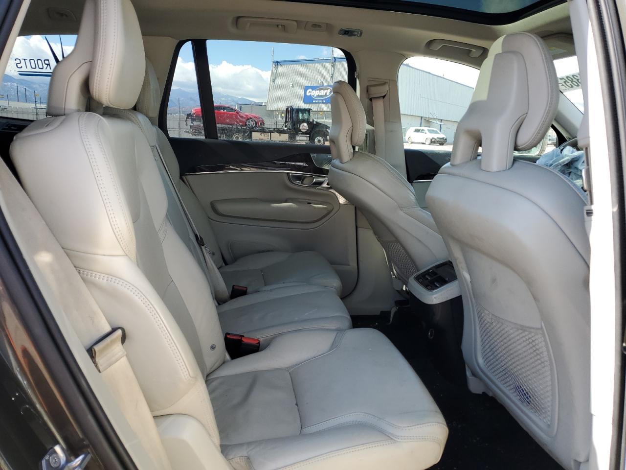 2018 Volvo XC90 - Image 11