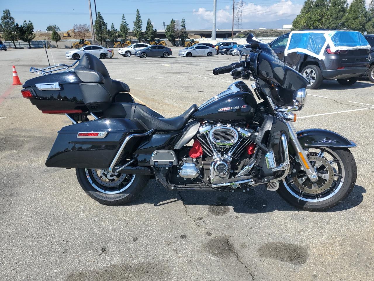 2019 Harley-Davidson Flhtk zu verkaufen in Rancho Cucamonga, CA - All Over