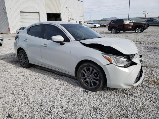  TOYOTA YARIS 2019 White