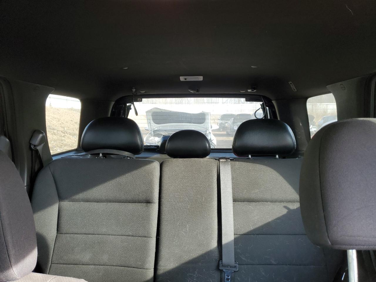 2009 Ford Escape - Image 10