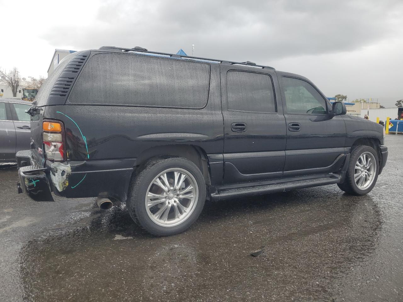 2006 GMC Yukon - Image 3