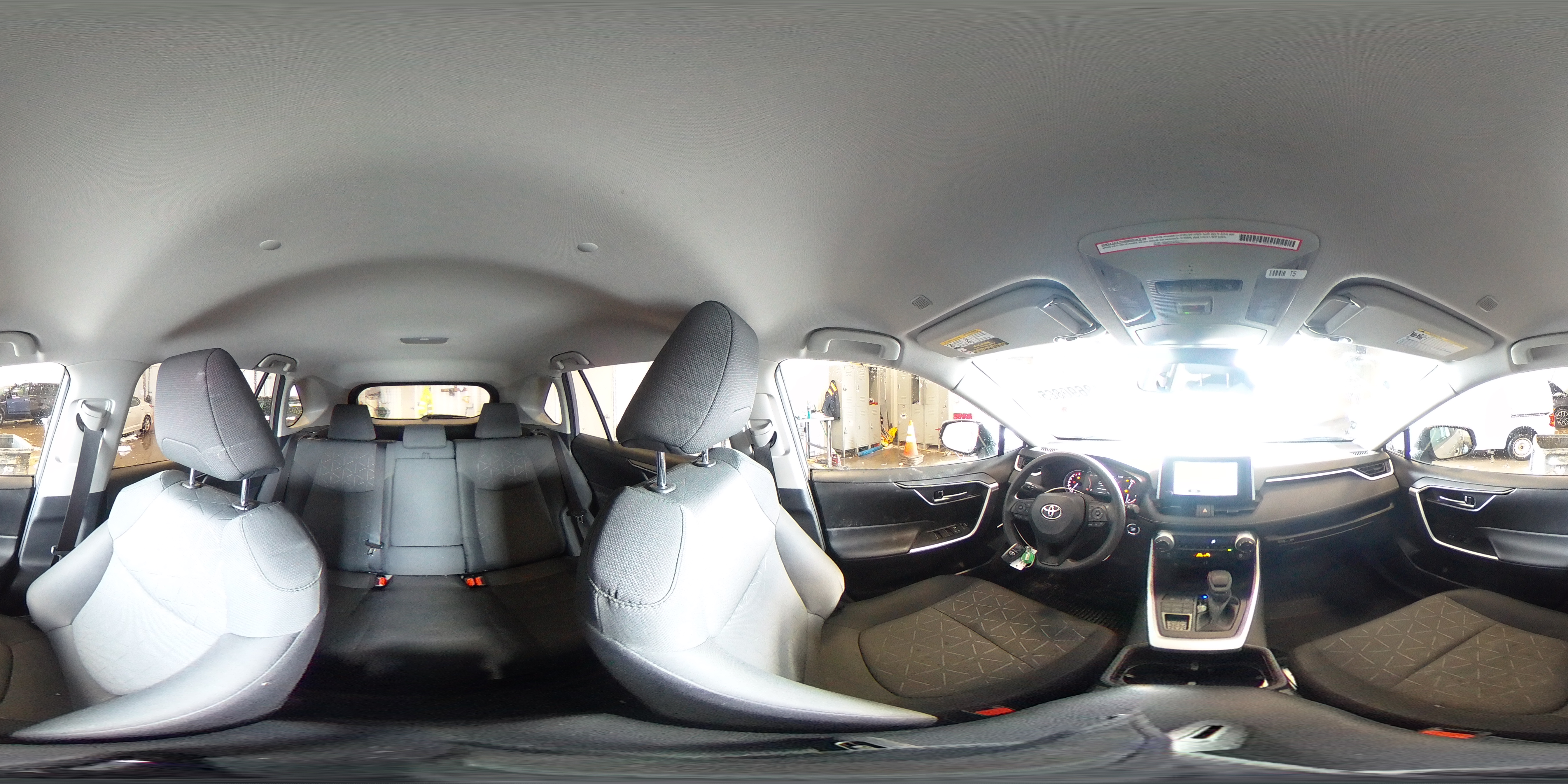 2023 Toyota RAV 4 - Image 16
