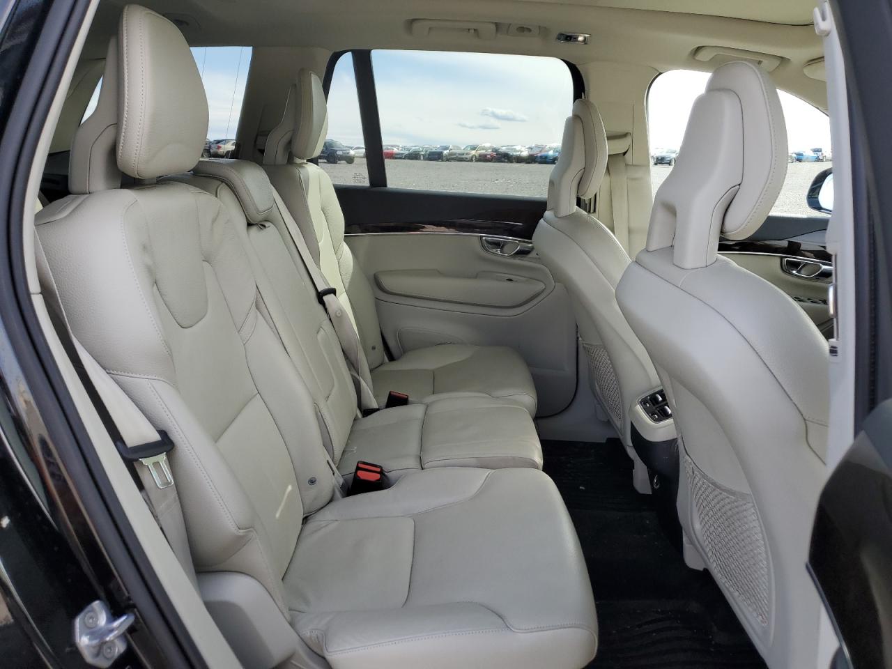 2017 Volvo Xc90 T6 VIN: YV4A22PK9K9H11136 Lot: 50451025