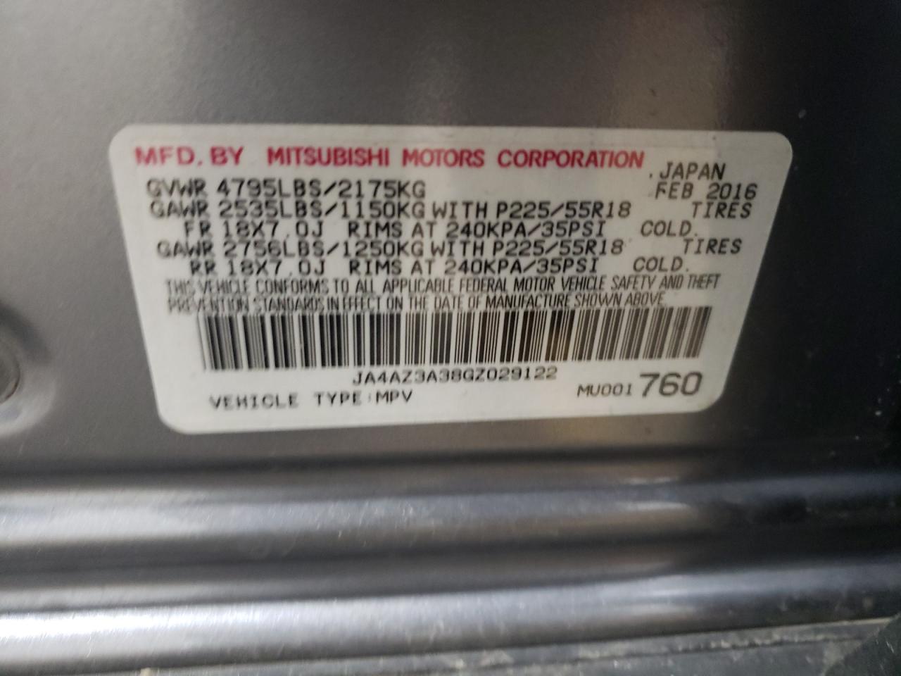 2016 Mitsubishi Outlander - Image 14