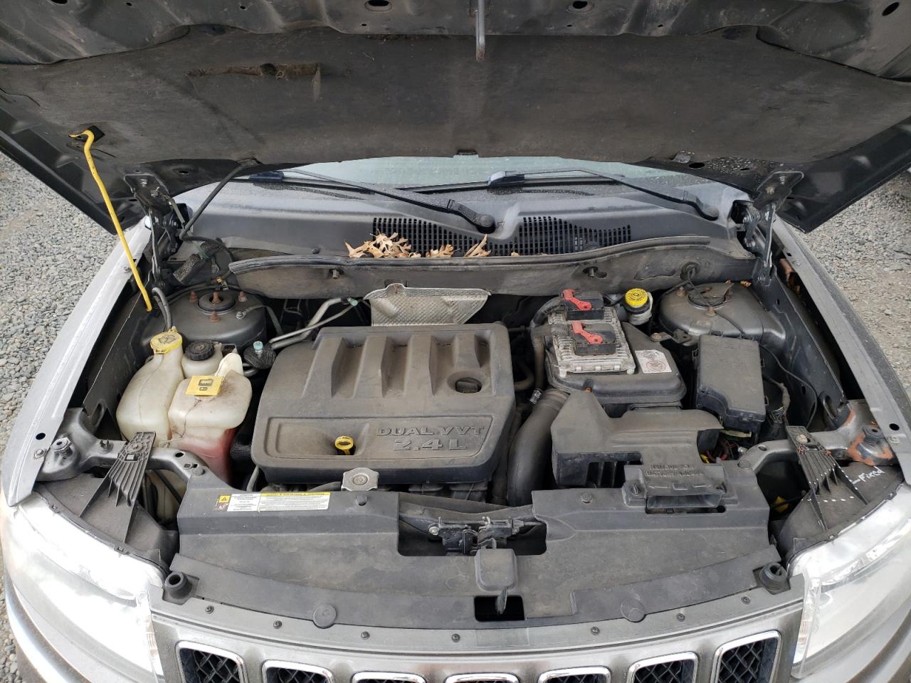 2012 Jeep Compass - Image 12