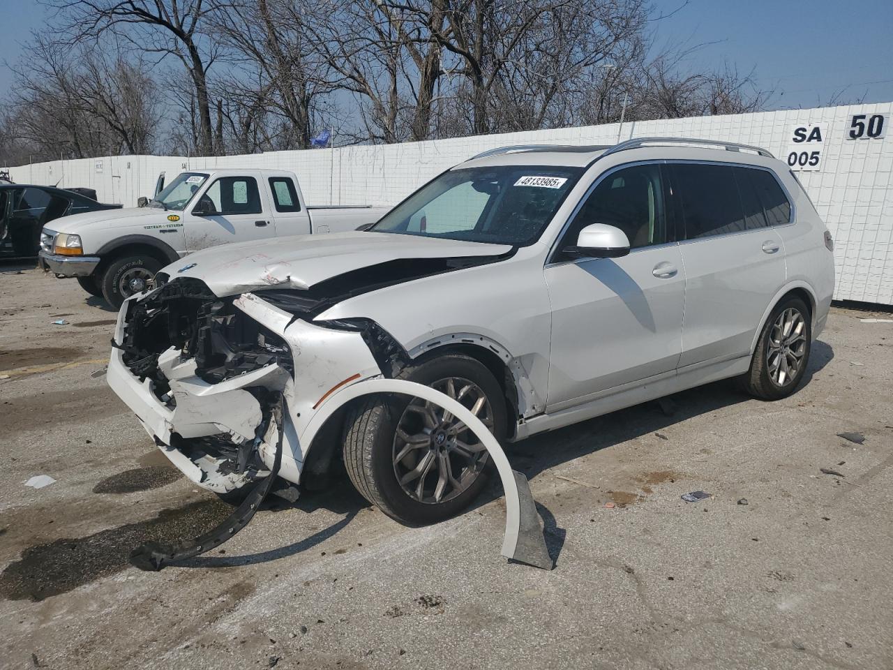 2023 BMW X7 - Image 1