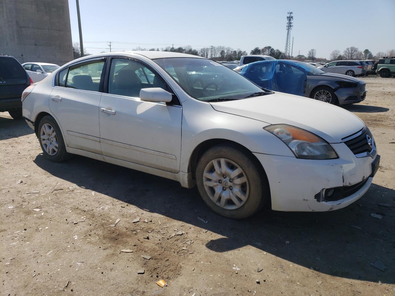 2009 Nissan Altima - Image 4