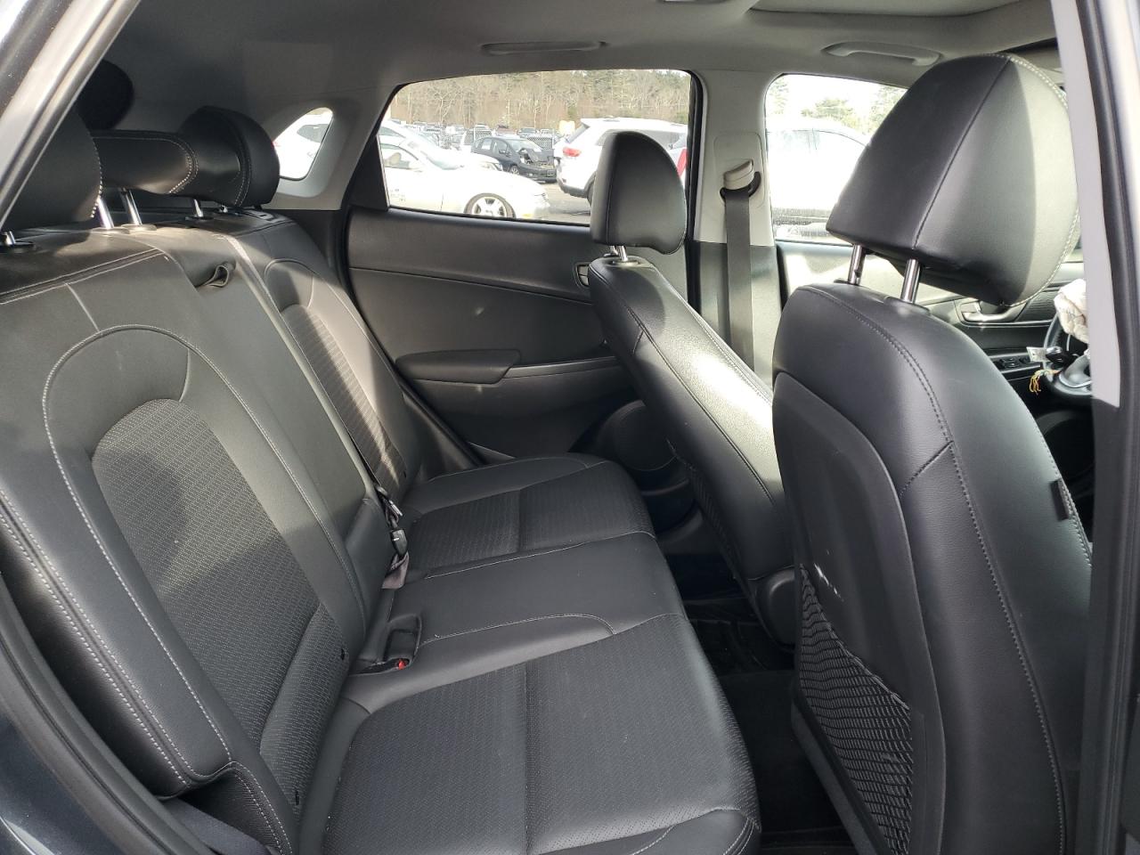 2018 Hyundai Kona - Image 11