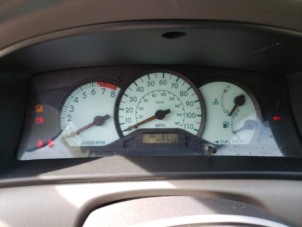 2004 Toyota Corolla - Image 9