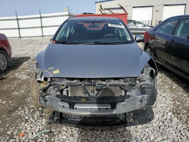  MAZDA 3 2013 Srebrny