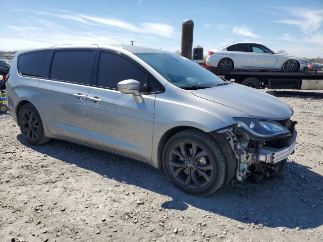  CHRYSLER PACIFICA 2018 Silver