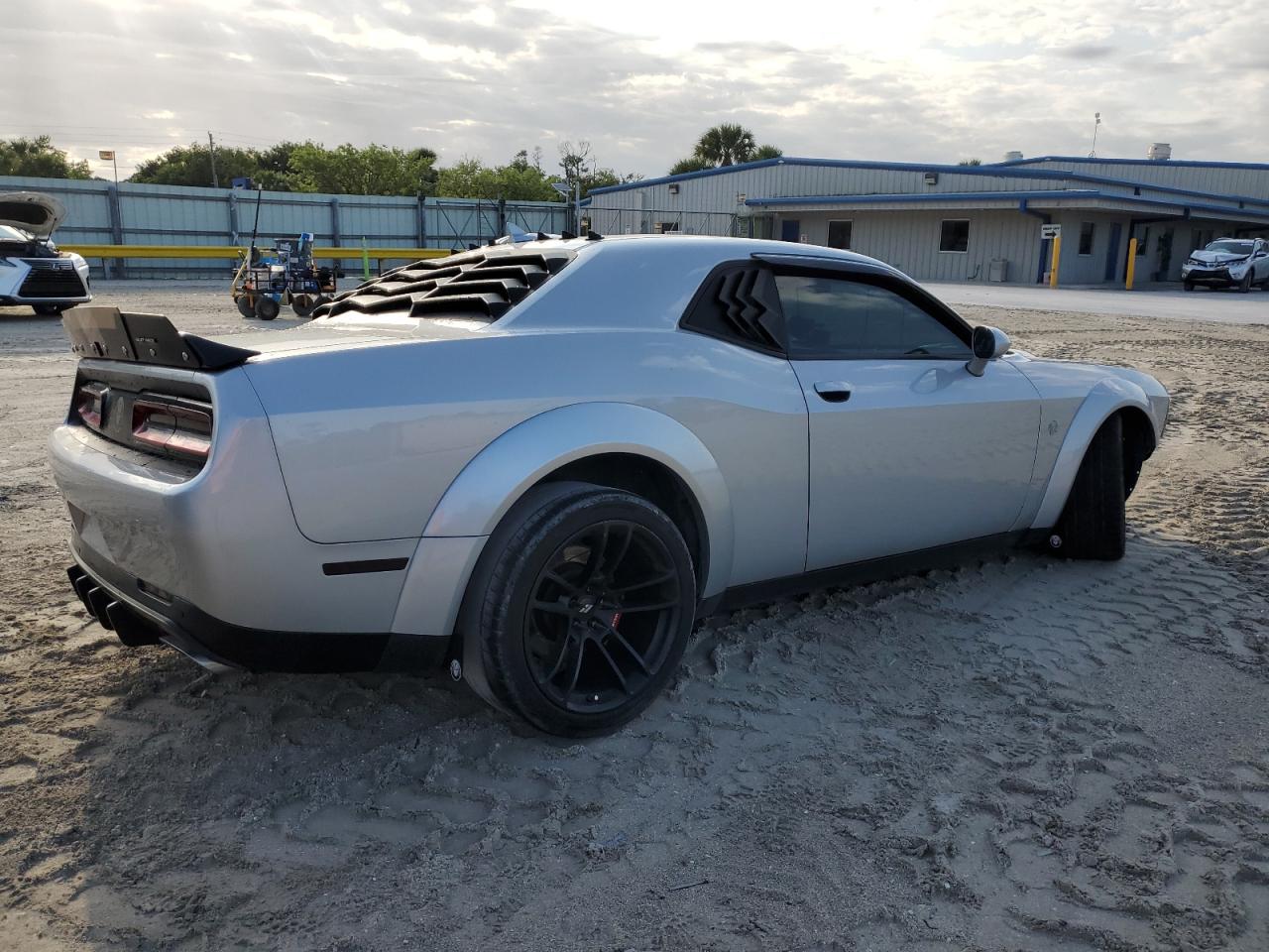 2020 Dodge Challenger - Image 3