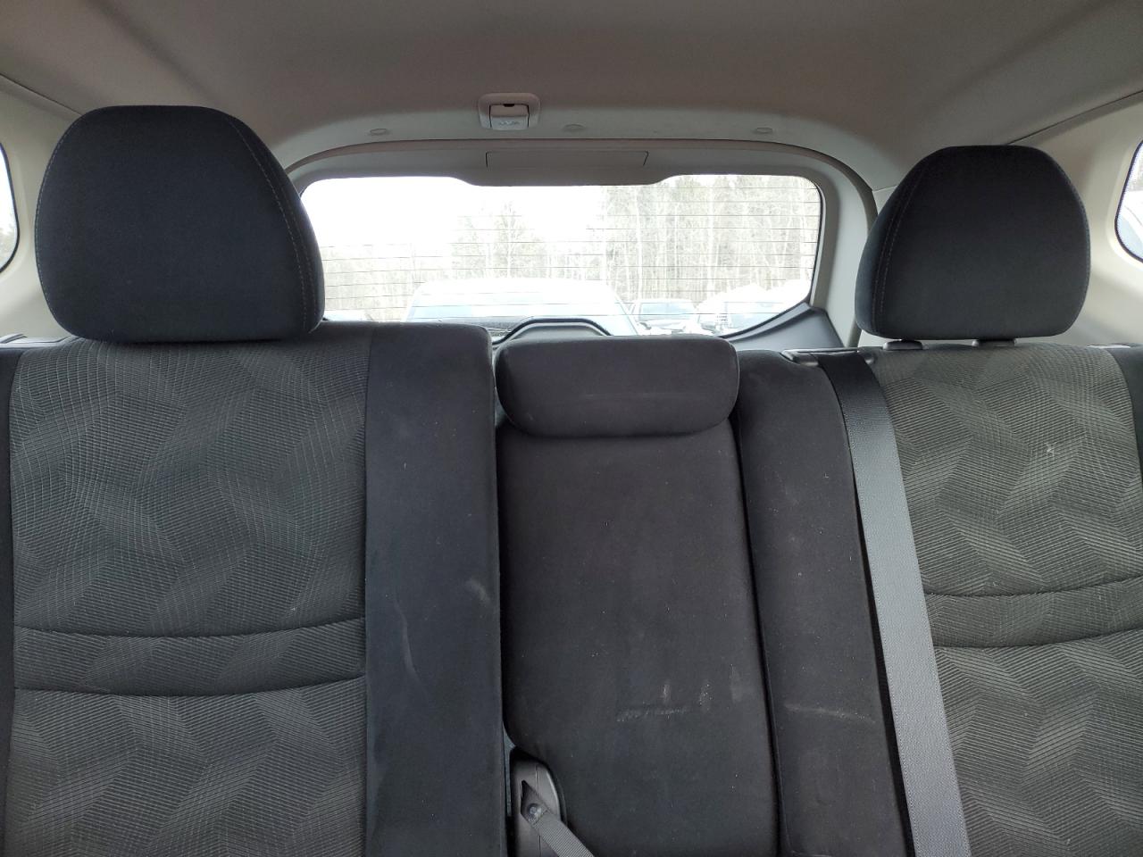 2014 Nissan Rogue - Image 10