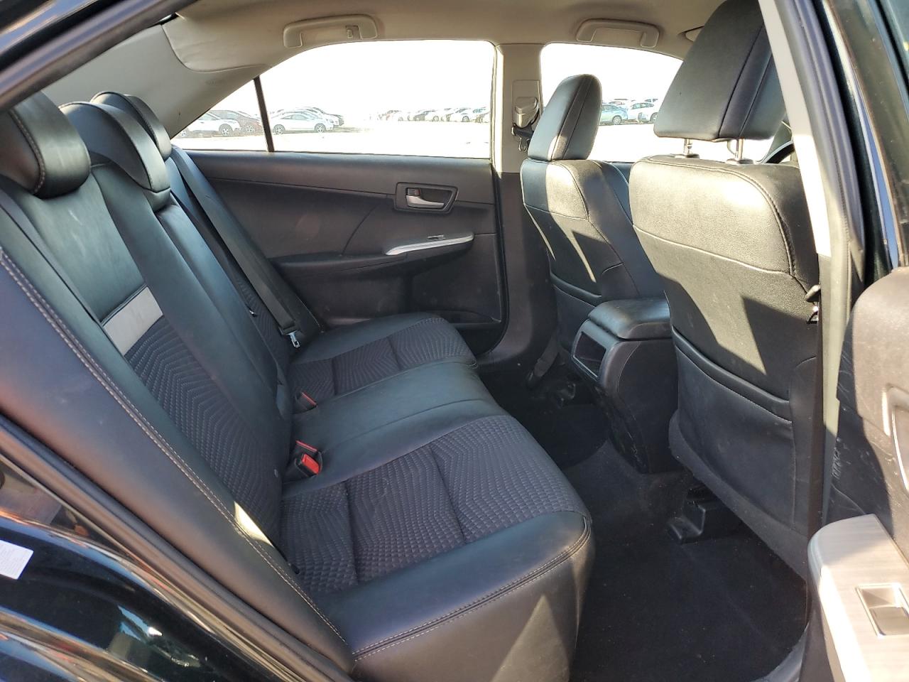 2013 Toyota Camry - Image 10