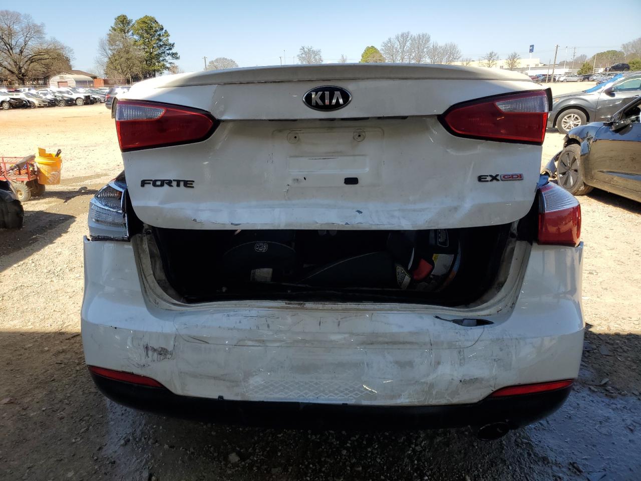 2015 Kia Forte - Image 6
