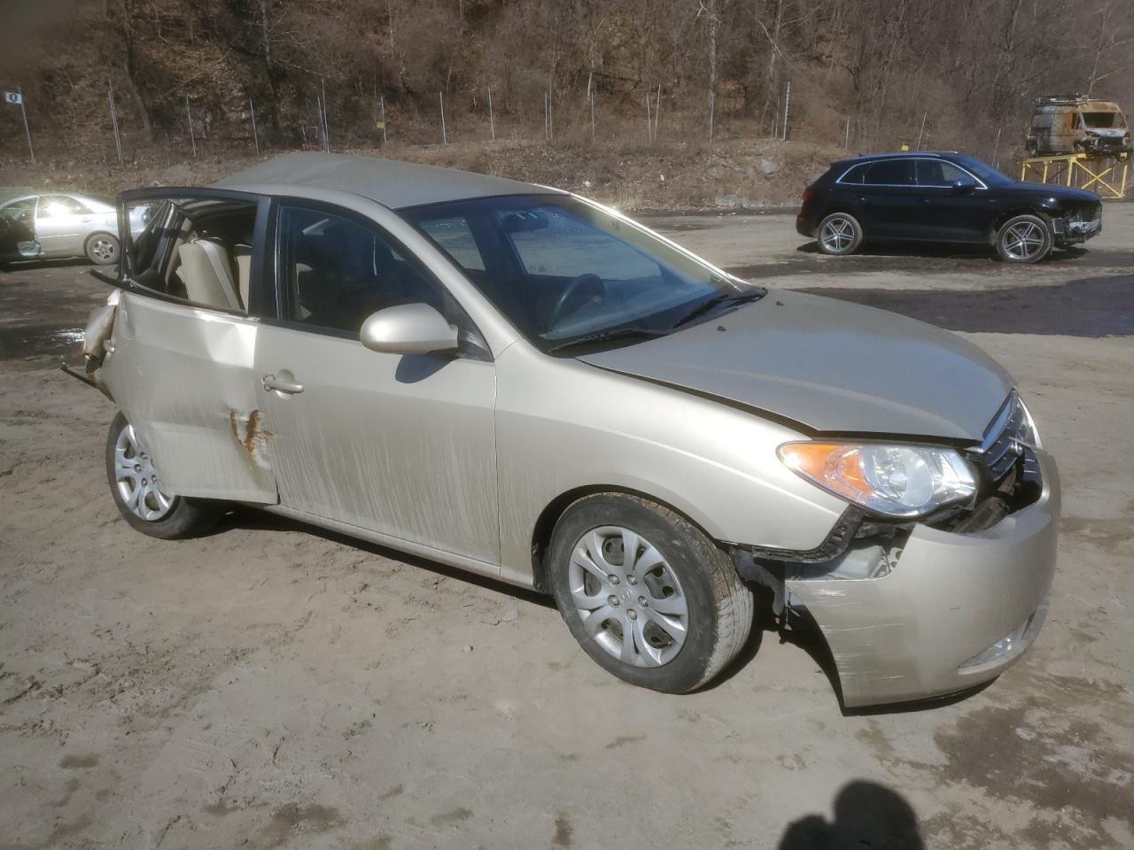 2009 Hyundai Elantra - Image 4