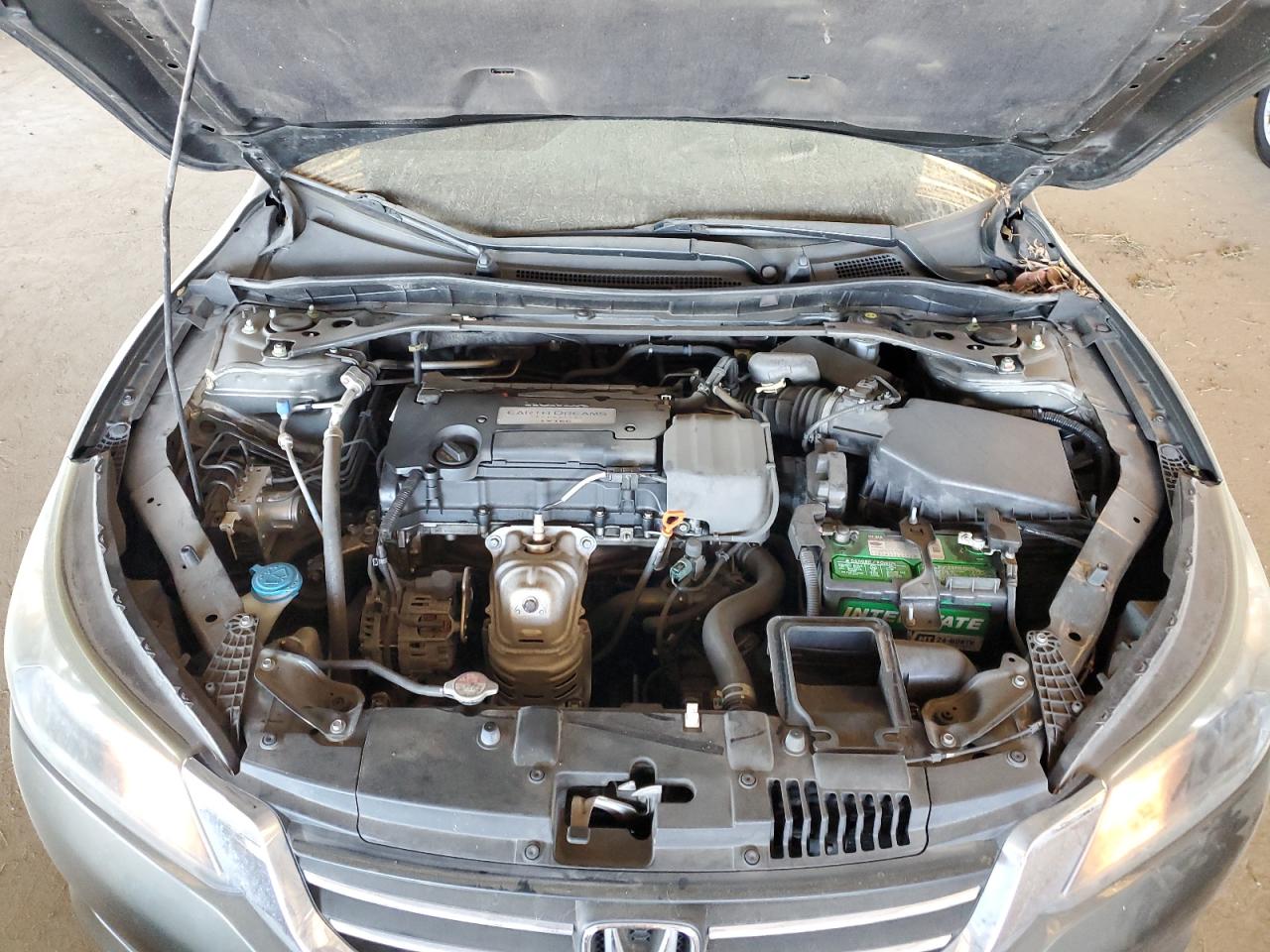 2015 Honda Accord - Image 11