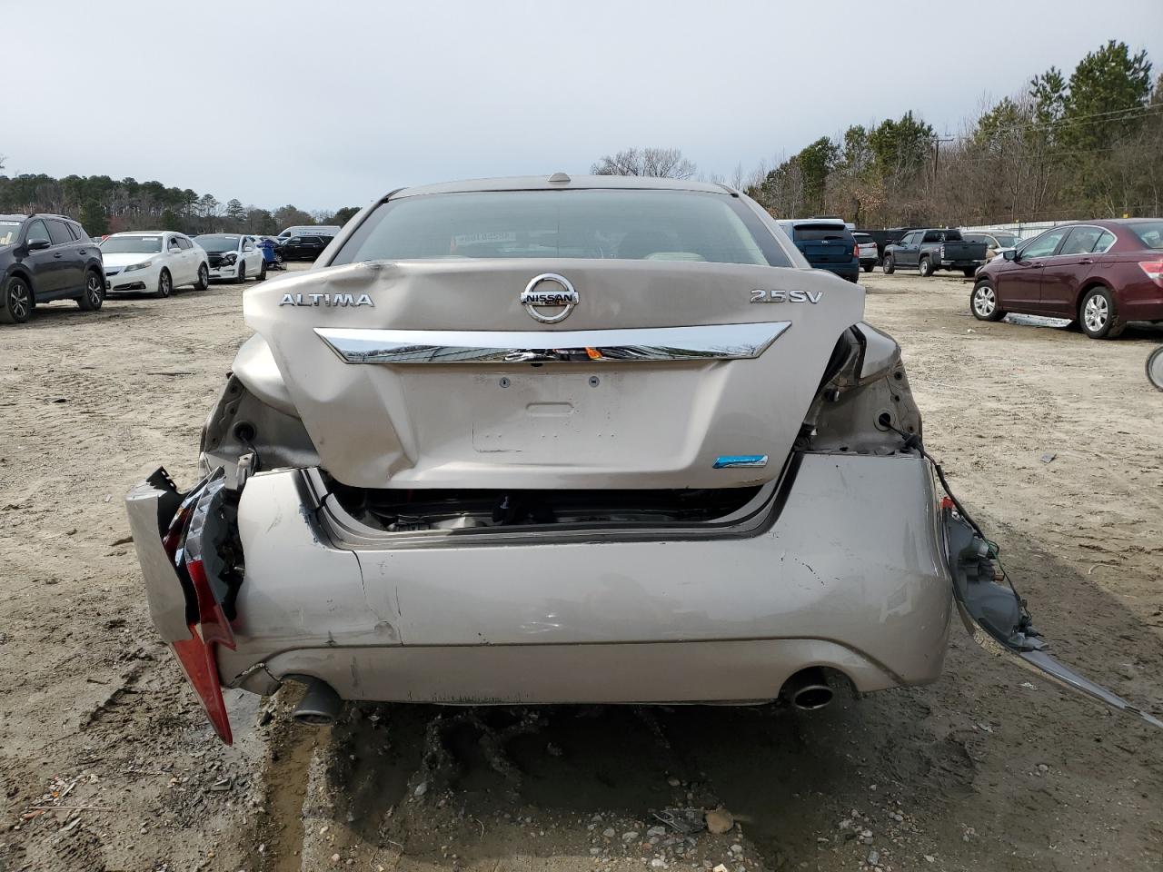 2013 Nissan Altima - Image 6