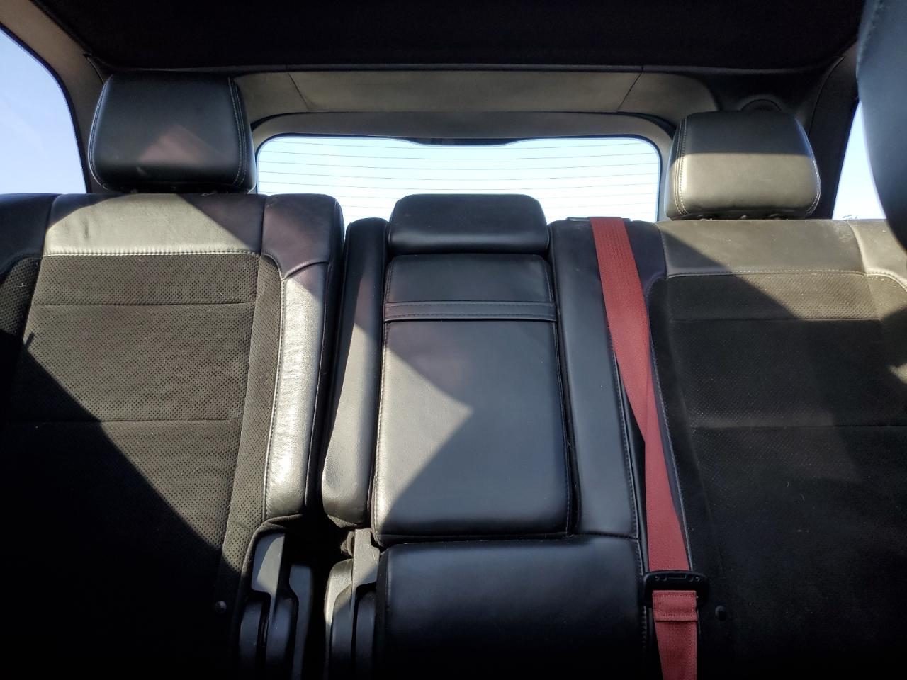2018 Jeep Grand Cherokee - Image 10